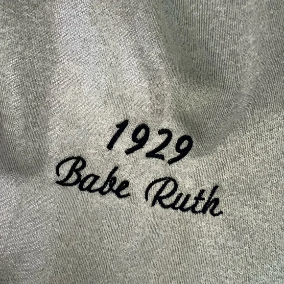 Mitchell & Ness Gray Yankees Jersey - Picture 11 of 13